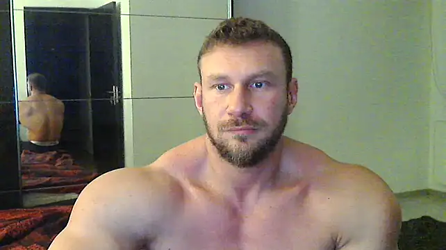 muscularkevin online show from December 2024 02:27:01 PM