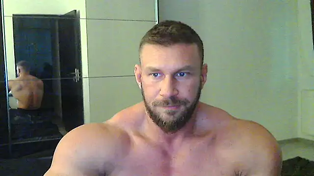 muscularkevin online show from February 2025 02:20:01 PM
