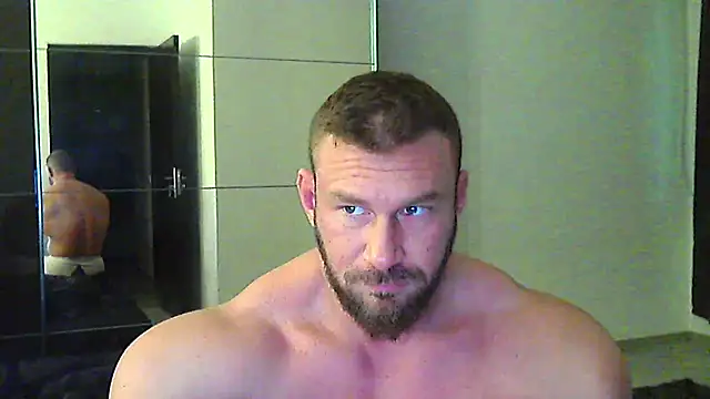 Snapshot of muscularkevin chatting on February 2026 02:37:02 PM muscularkevin online show from February 2026 02:37:02 PM