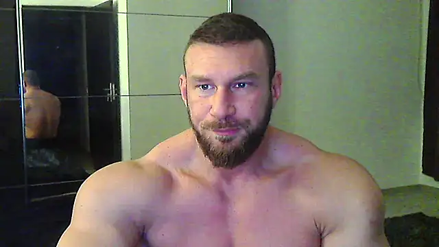 Snapshot of muscularkevin chatting on February 2026 04:38:01 AM muscularkevin online show from February 2026 04:38:01 AM