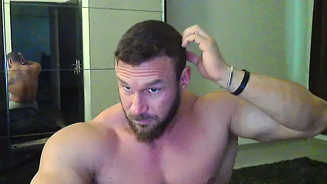 Snapshot of muscularkevin chatting on February 2026 12:08:02 PM muscularkevin online show from February 2026 12:08:02 PM
