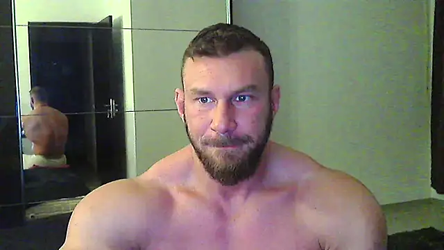 Snapshot of muscularkevin chatting on February 2026 04:24:02 AM muscularkevin online show from February 2026 04:24:02 AM