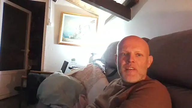 Snapshot of davigochi77bcn chatting on March 2025 10:38:02 PM davigochi77bcn online show from March 2025 10:38:02 PM