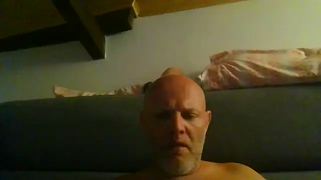 Snapshot of davigochi77bcn chatting on October 2025 08:40:02 PM davigochi77bcn online show from October 2025 08:40:02 PM