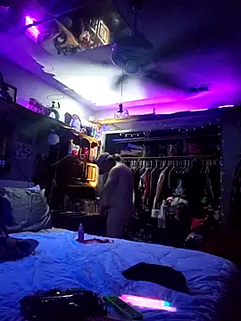 Hotredheadandtoungelasher online show from February 2026 12:35:02 PM