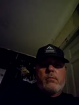 Snapshot of Hotredheadandtoungelasher chatting on April 2026 07:12:01 PM Hotredheadandtoungelasher online show from April 2026 07:12:01 PM