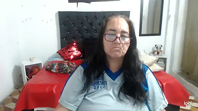 Snapshot of Sweetbigcatt chatting on December 2024 02:47:02 AM Sweetbigcatt online show from December 2024 02:47:02 AM