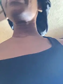 Snapshot of Jasmine_FullsShine chatting on November 2025 06:01:02 PM Jasmine FullsShine online show from November 2025 06:01:02 PM