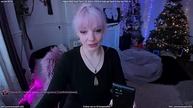 AliceW0lf online show from January 2026 03:59:01 PM