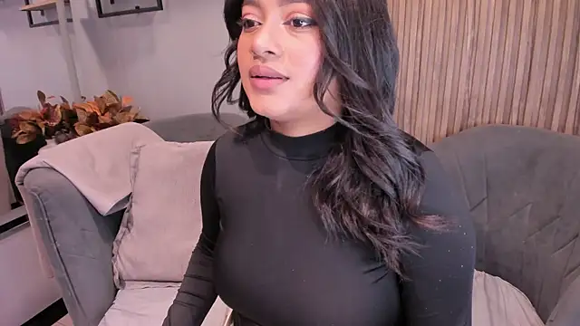 Snapshot of Sariitaa_ chatting on November 2025 03:30:02 PM Sariitaa online show from November 2025 03:30:02 PM