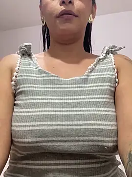 Snapshot of Kataliina chatting on February 2025 10:09:01 PM Kataliina online show from February 2025 10:09:01 PM