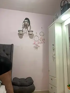 Snapshot of Kataliina chatting on March 2025 09:22:01 PM Kataliina online show from March 2025 09:22:01 PM