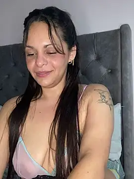 Snapshot of Kataliina chatting on March 2025 04:51:02 AM Kataliina online show from March 2025 04:51:02 AM