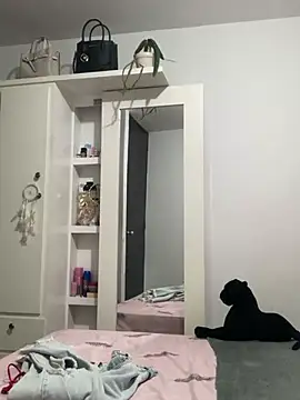 Snapshot of Kataliina chatting on March 2025 05:49:02 AM Kataliina online show from March 2025 05:49:02 AM