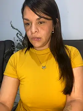 Snapshot of Kataliina chatting on October 2025 03:28:01 AM Kataliina online show from October 2025 03:28:01 AM