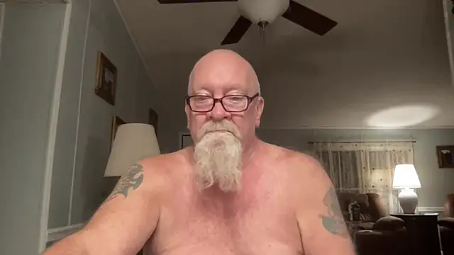 Snapshot of kcbace61760 chatting on October 2025 12:44:02 AM kcbace61760 online show from October 2025 12:44:02 AM