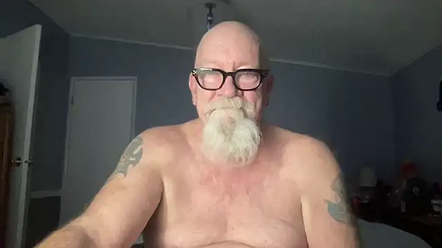 Snapshot of kcbace61760 chatting on January 2026 03:12:02 AM kcbace61760 online show from January 2026 03:12:02 AM