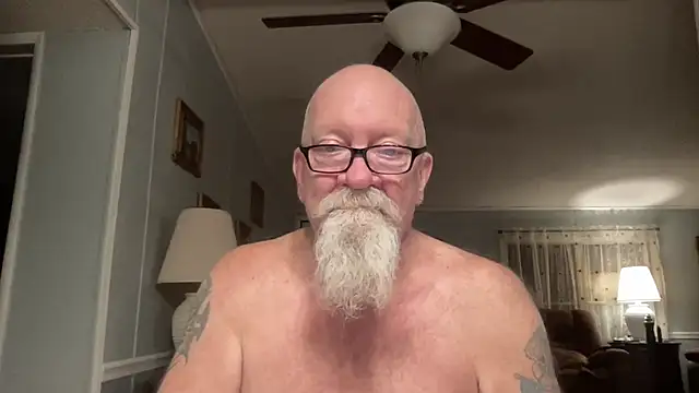 Snapshot of kcbace61760 chatting on January 2026 01:09:02 AM kcbace61760 online show from January 2026 01:09:02 AM