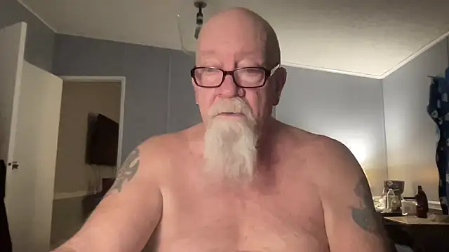 Snapshot of kcbace61760 chatting on February 2026 03:32:01 AM kcbace61760 online show from February 2026 03:32:01 AM