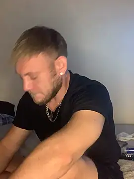 Weestud94 online show from June 2026 10:32:02 AM