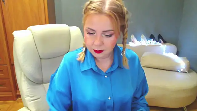 Snapshot of Cute_sun chatting on October 2025 04:13:02 PM Cute sun online show from October 2025 04:13:02 PM