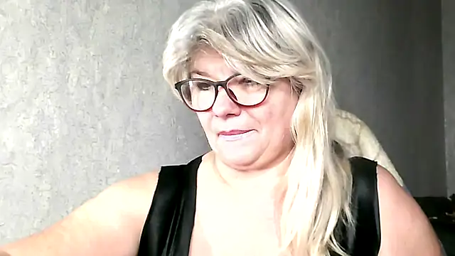 Diana 49 online show from December 2025 10:52:01 PM