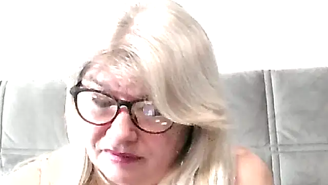 Diana 49 online show from February 2026 04:44:01 AM