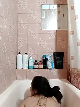 Snapshot of Zulfiya_Bruce chatting on March 2025 11:17:01 AM Zulfiya Bruce online show from March 2025 11:17:01 AM