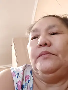 Snapshot of Zulfiya_Bruce chatting on November 2025 03:01:02 AM Zulfiya Bruce online show from November 2025 03:01:02 AM