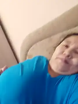 Snapshot of Zulfiya_Bruce chatting on November 2025 05:12:02 PM Zulfiya Bruce online show from November 2025 05:12:02 PM