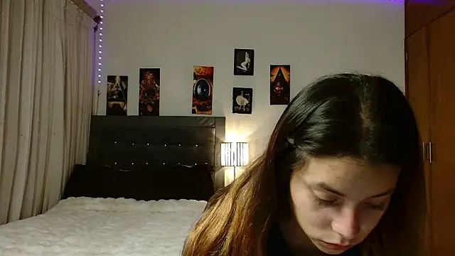 Snapshot of 3littleschoolteens chatting on January 2026 09:03:02 AM 3littleschoolteens online show from January 2026 09:03:02 AM