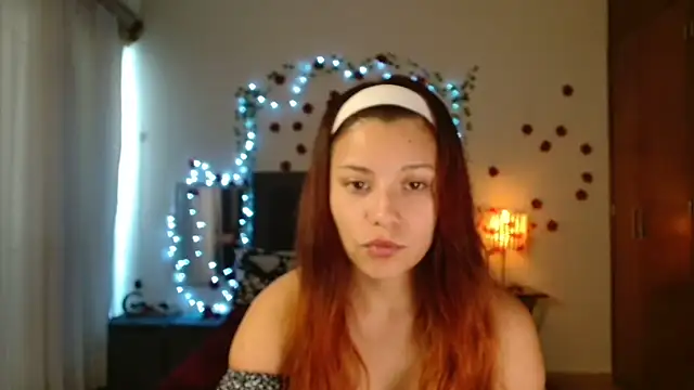 Snapshot of 3littleschoolteens chatting on February 2026 10:13:02 PM 3littleschoolteens online show from February 2026 10:13:02 PM