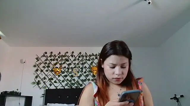 Snapshot of 3littleschoolteens chatting on February 2026 05:18:02 PM 3littleschoolteens online show from February 2026 05:18:02 PM