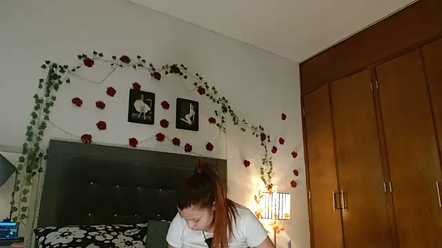 Snapshot of 3littleschoolteens chatting on February 2026 09:33:02 PM 3littleschoolteens online show from February 2026 09:33:02 PM