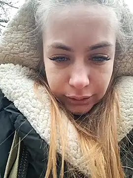 Snapshot of Keli_Jessi chatting on December 2024 01:17:02 PM Keli Jessi online show from December 2024 01:17:02 PM