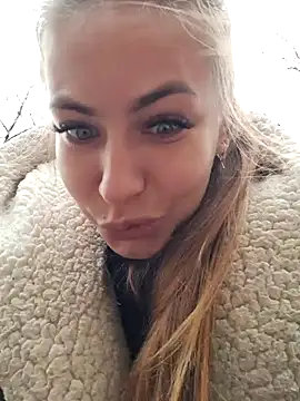 Snapshot of Keli_Jessi chatting on January 2025 01:17:01 PM Keli Jessi online show from January 2025 01:17:01 PM