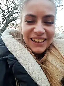 Snapshot of Keli_Jessi chatting on January 2025 01:03:01 PM Keli Jessi online show from January 2025 01:03:01 PM