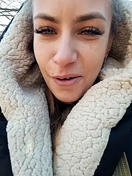 Snapshot of Keli_Jessi chatting on February 2025 01:17:02 PM Keli Jessi online show from February 2025 01:17:02 PM