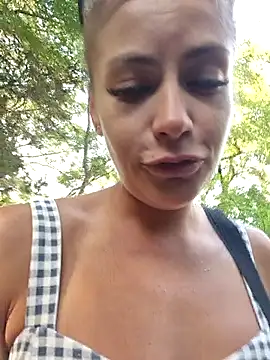 Snapshot of Keli_Jessi chatting on September 2025 12:05:02 PM Keli Jessi online show from September 2025 12:05:02 PM