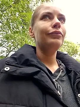 Snapshot of Keli_Jessi chatting on October 2025 01:12:02 PM Keli Jessi online show from October 2025 01:12:02 PM