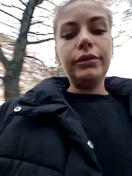 Keli Jessi online show from November 2025 02:17:01 PM