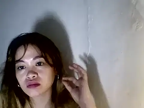 Snapshot of pinay4uwithagoodheart chatting on December 2024 01:17:01 PM pinay4uwithagoodheart online show from December 2024 01:17:01 PM