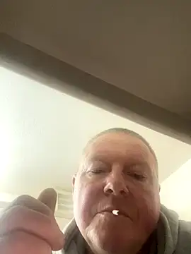 Snapshot of boilinghot123 chatting on October 2025 05:57:02 AM boilinghot123 online show from October 2025 05:57:02 AM