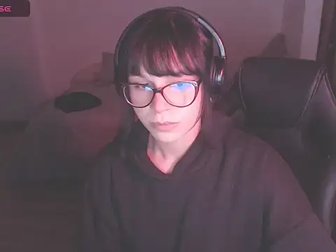 Snapshot of modjo_ chatting on December 2024 02:04:02 AM modjo  online show from December 2024 02:04:02 AM