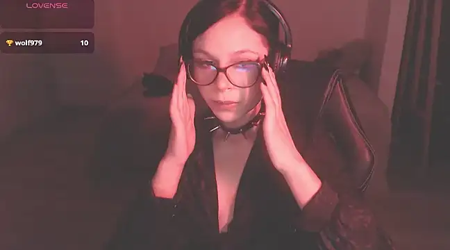 Snapshot of modjo_ chatting on December 2024 03:02:02 AM modjo  online show from December 2024 03:02:02 AM