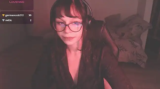 Snapshot of modjo_ chatting on January 2025 05:09:01 AM modjo  online show from January 2025 05:09:01 AM