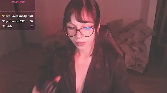 Snapshot of modjo_ chatting on January 2025 08:11:01 AM modjo  online show from January 2025 08:11:01 AM