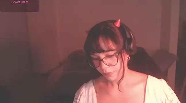 Snapshot of modjo_ chatting on January 2025 03:20:01 AM modjo  online show from January 2025 03:20:01 AM