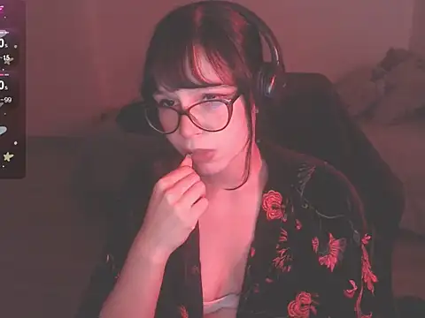 Snapshot of modjo_ chatting on February 2025 03:11:02 AM modjo  online show from February 2025 03:11:02 AM