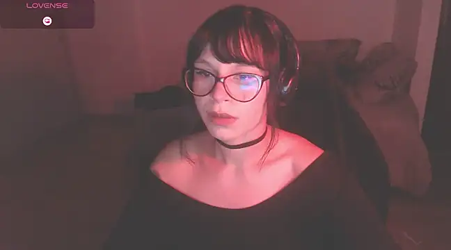 Snapshot of modjo_ chatting on February 2025 02:22:02 AM modjo  online show from February 2025 02:22:02 AM